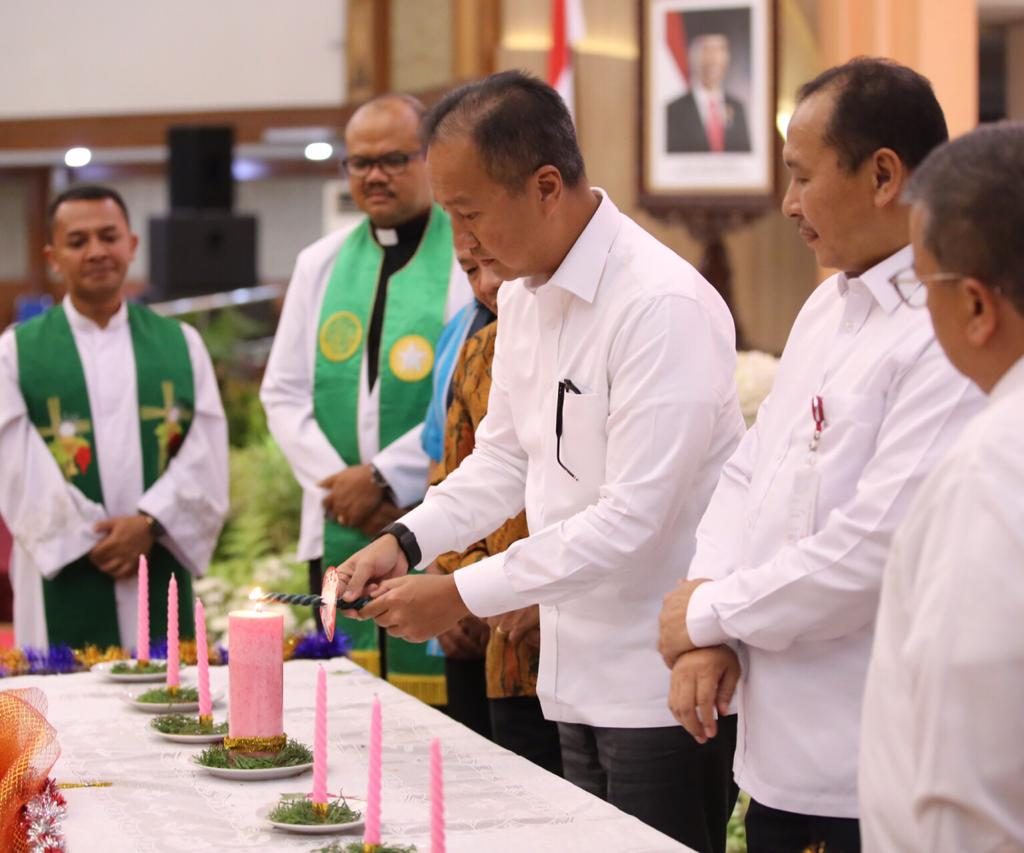 Menteri Sosial Agus Gumiwang Kartasasmita Hadiri Perayaan Natal dan Tahun Baru 2019