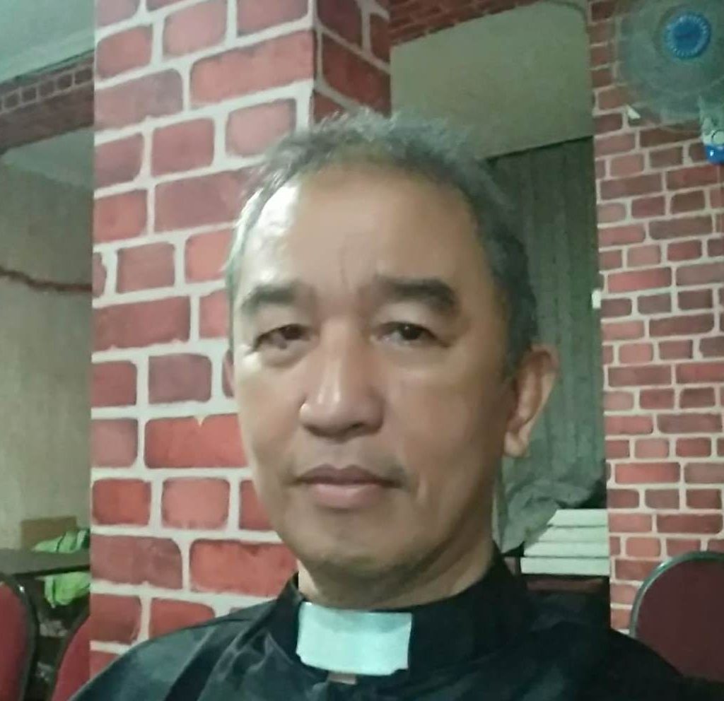 Pdt. Dr. Herry Saragih Mengajak Anak-Anak Tuhan Untuk Peduli dan Berbagi Pada Sesama