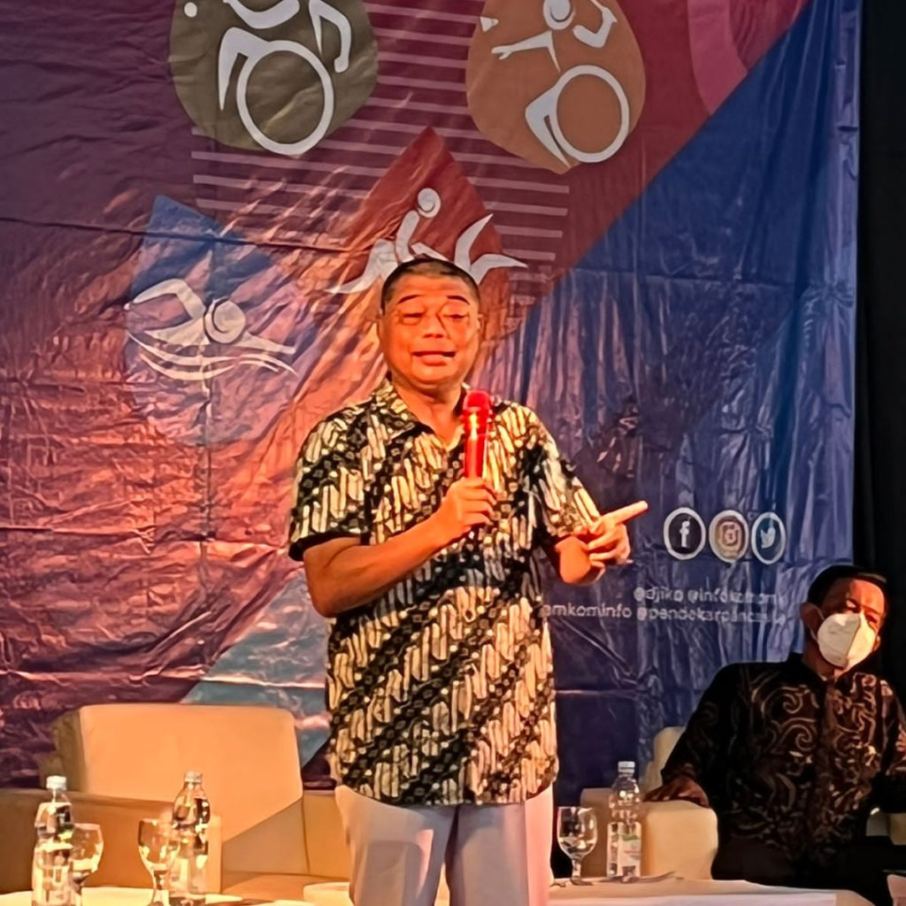 Benny Susetya Warganet bersimpati karena ada orang yang jabatannya lebih rendah yang kemudian menjadi kambing hitam pada kasus tersebut.