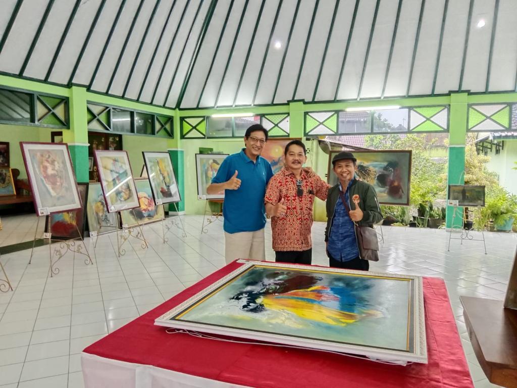 Pameran Abstrak Karya Ilmardani Rince Romli di Cepuri Ndalem Benawan