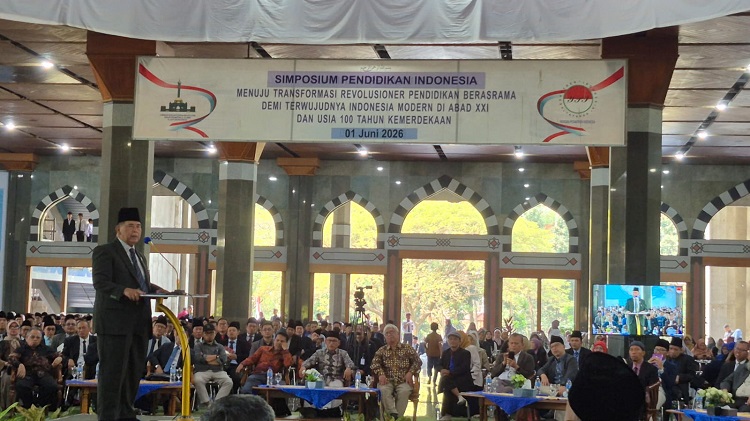 Al-Zaytun Menghimpun 50 Profesor dari Berbagai Bidang Keahlian Guna Menggagas Pembangunan 500 Pusat Pendidikan Berasrama yang Terintegrasi Untuk Indonesia.